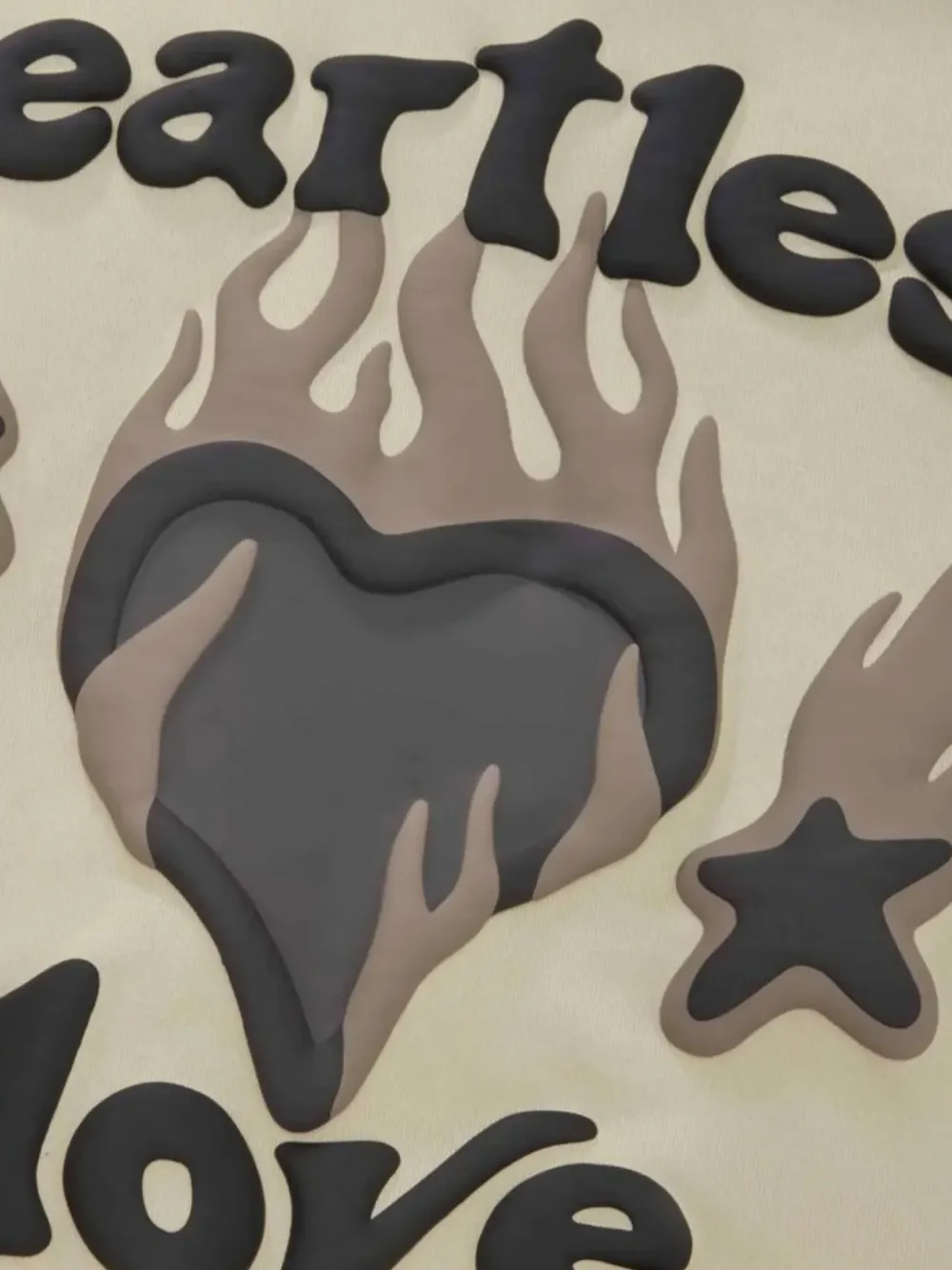 BROKEN PLANET Heartless Love hoodie Beige