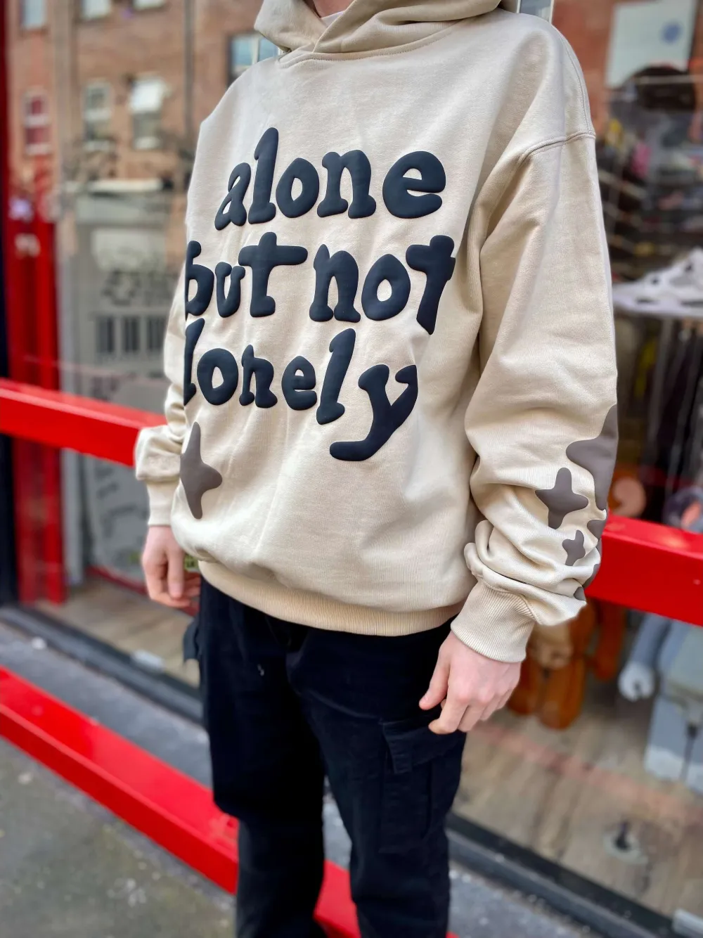 BROKEN PLANET Alone But Not Lonely hoodie Wit
