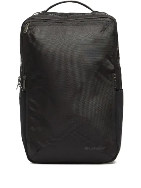 Columbia Star Range™ zip medium backpack