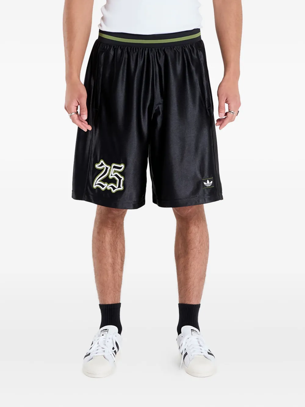 adidas number graphic shorts - ブラック adidas number graphic shorts - ブラック