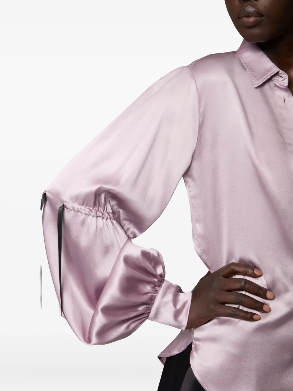 Nina Ricci Satijnen blouse met strik Roze