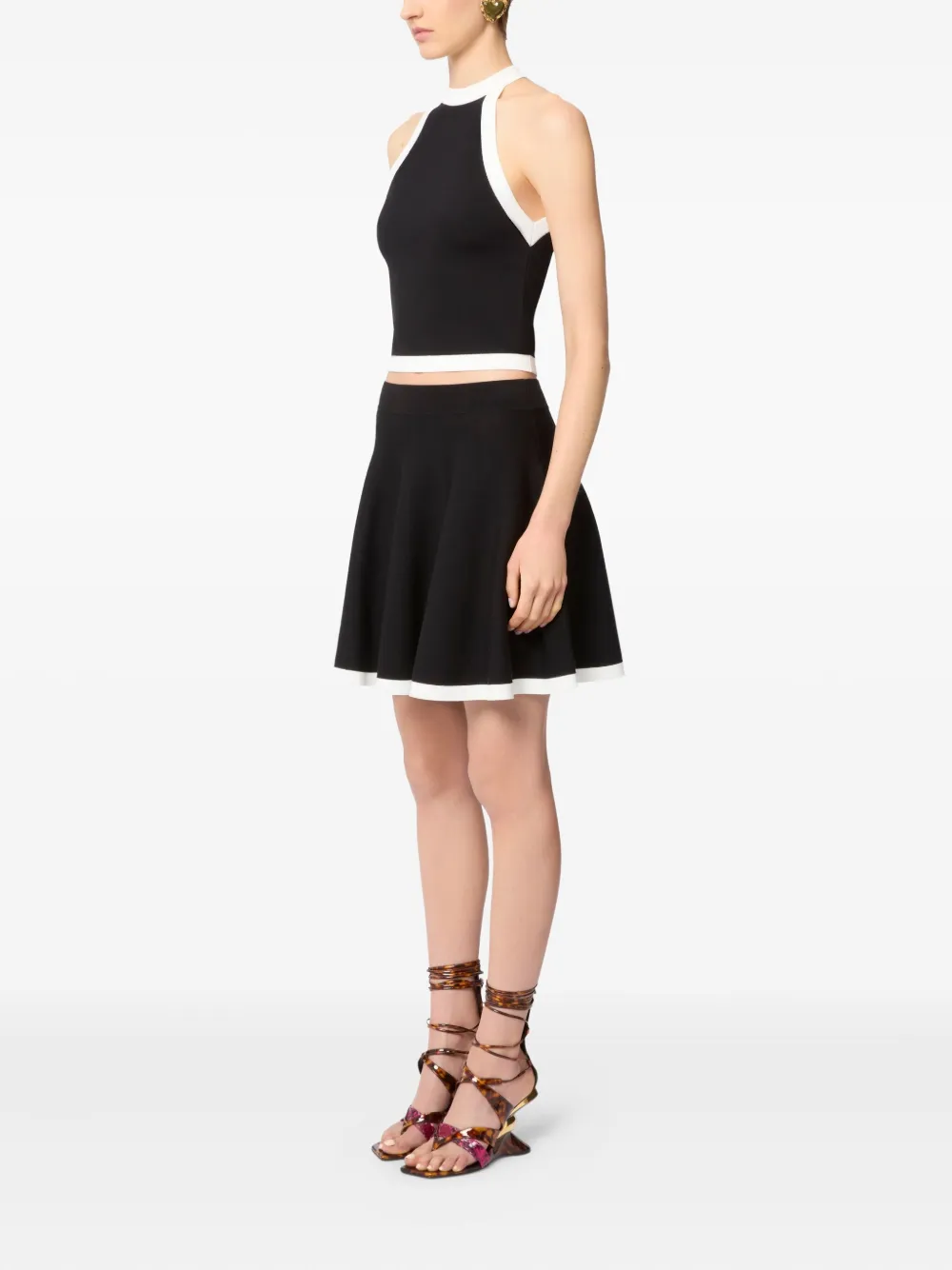 Nina Ricci Skater mini-rok met afwerking Zwart