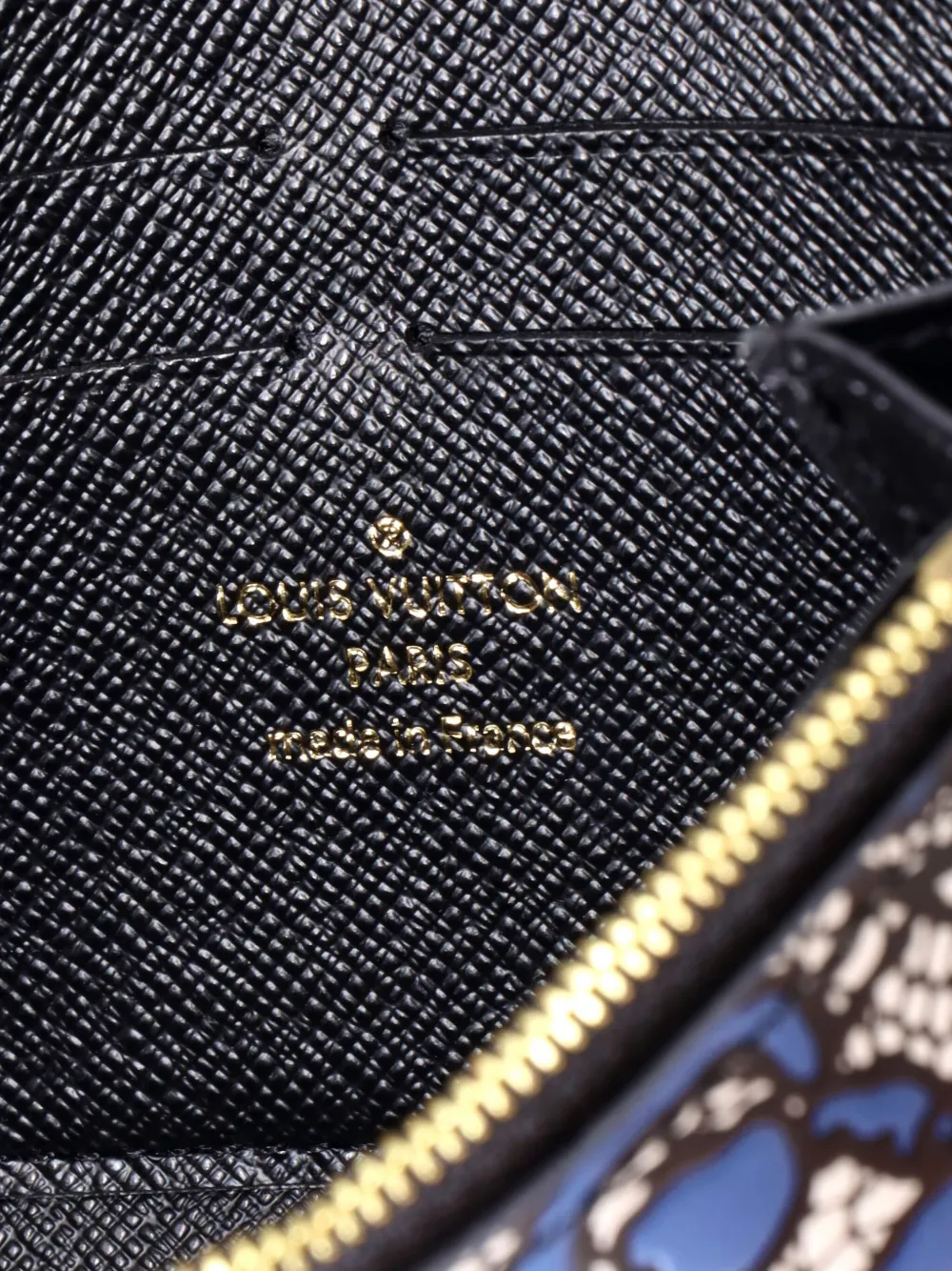 Pre-owned Louis Vuitton Twist Chain Wallet Lace Embossed Leather Crossbody Bag In Blue