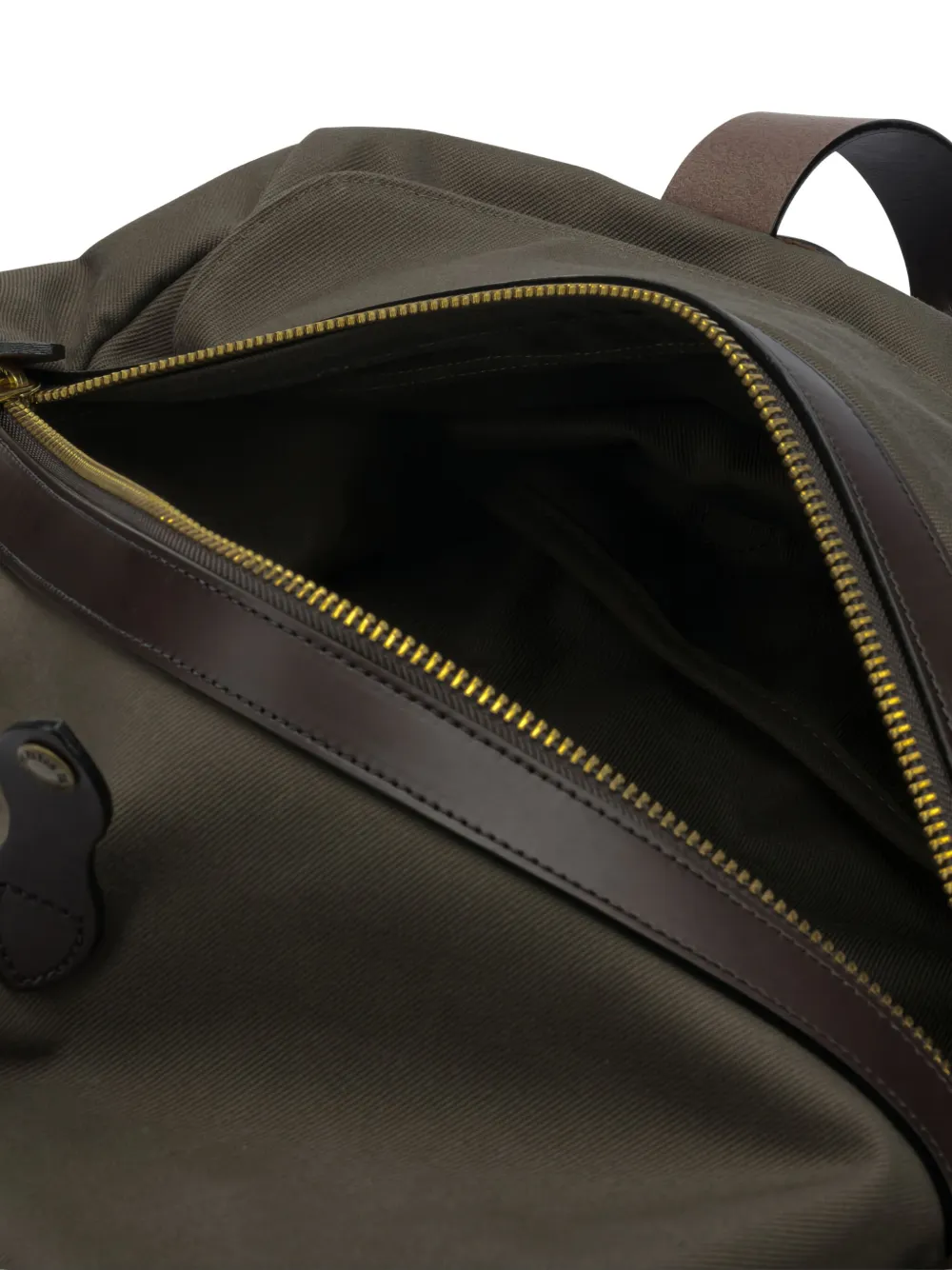 Ajustable-Strap Duffle Bag