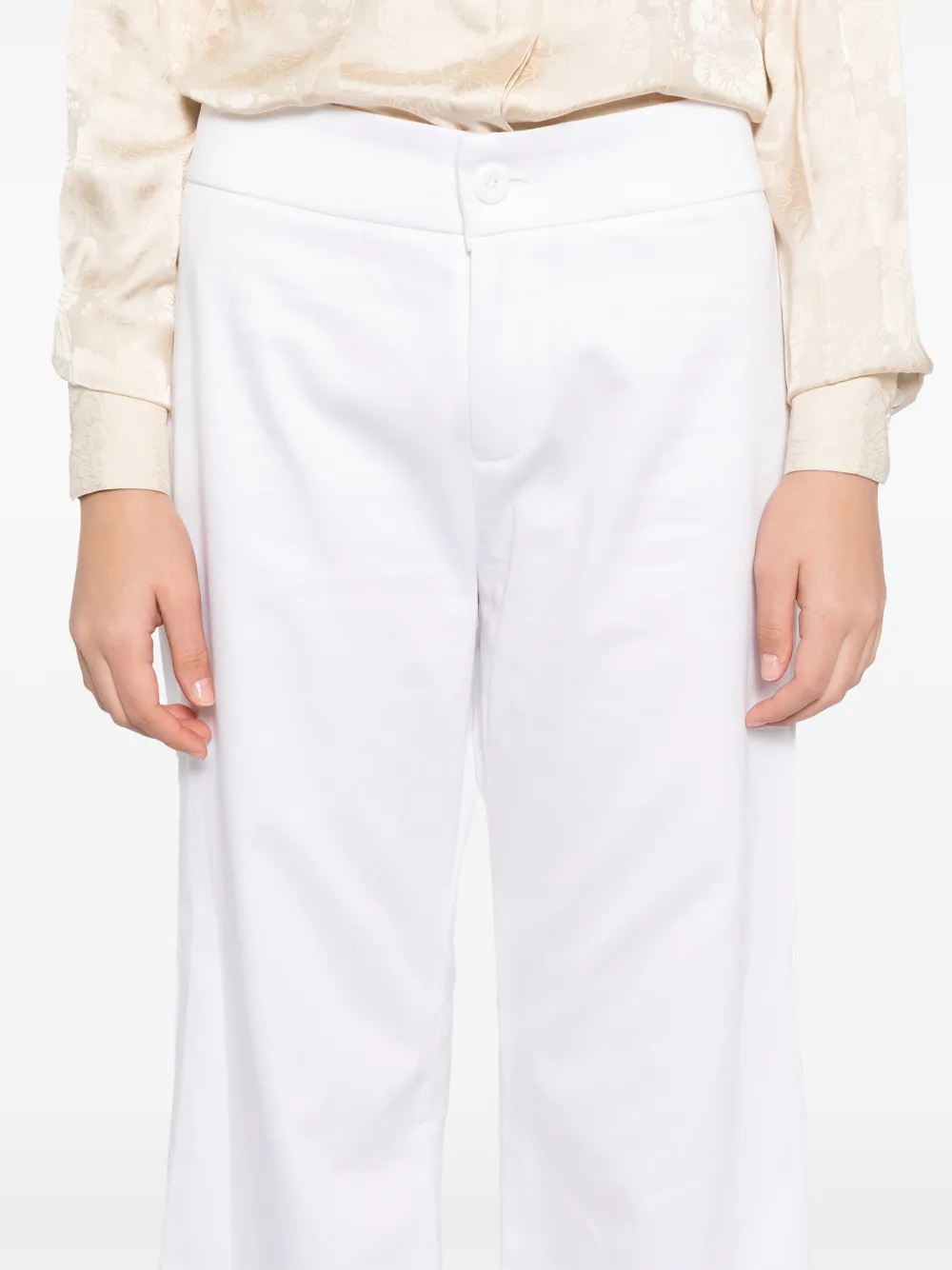 BLAKLACE Flared broek Wit