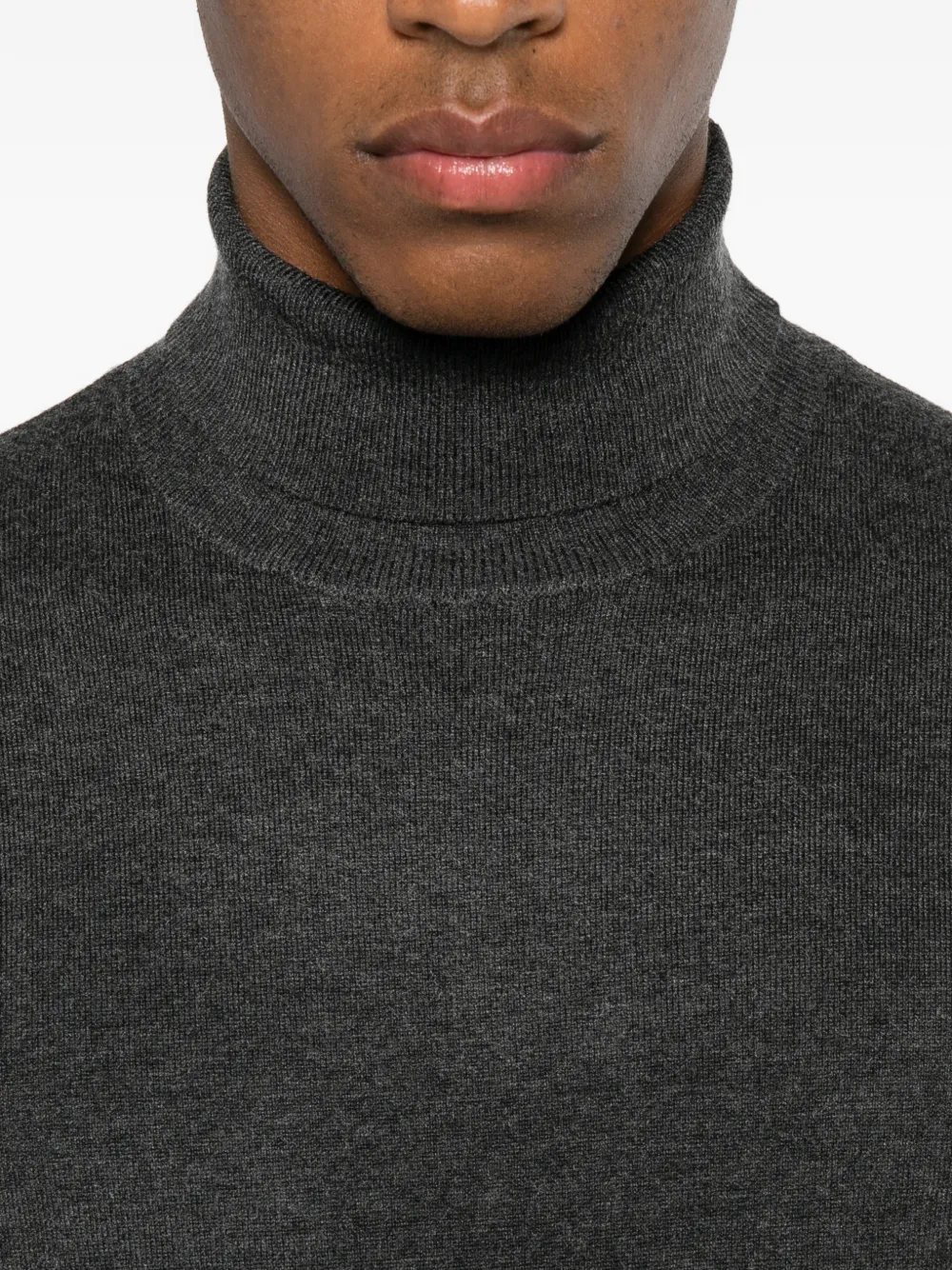 Diktat Roll-neck Sweater In Black