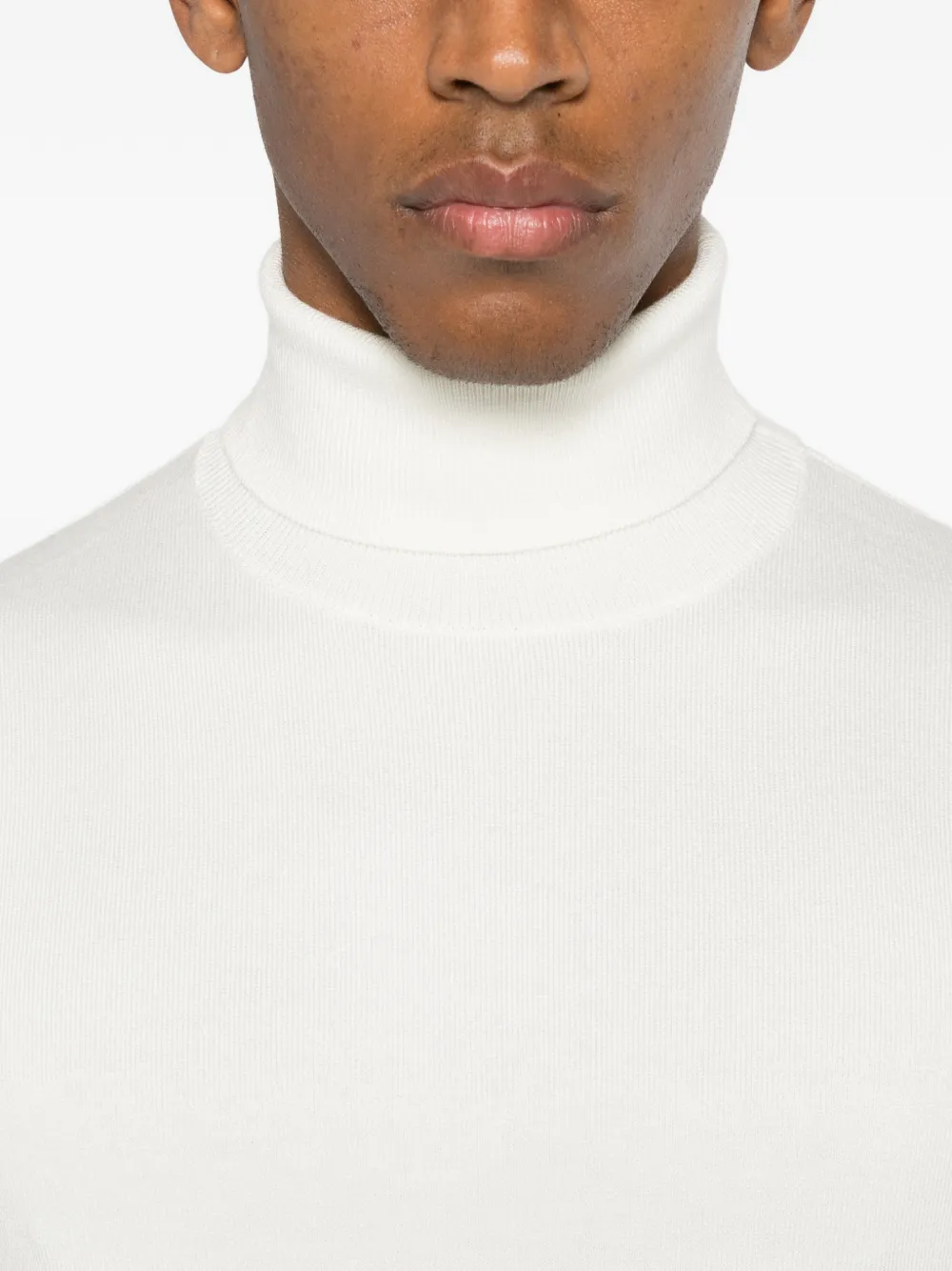 Diktat Roll-neck Sweater In White