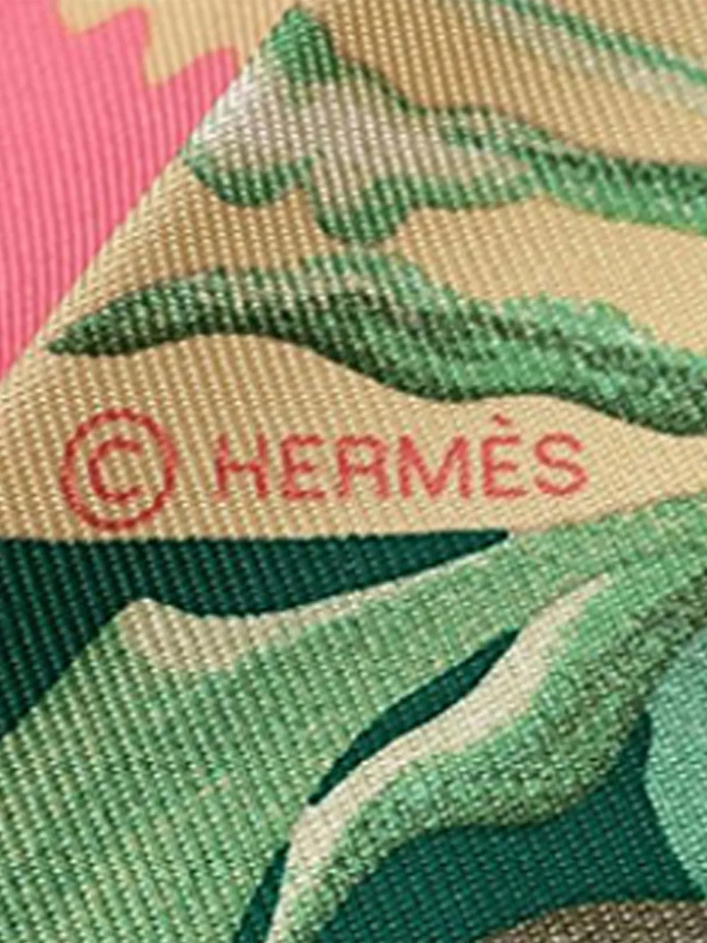 Pre-owned Hermes 2000-2025 Un Carre Sur L Herbe Silk Scarf 90 Scarves In Green