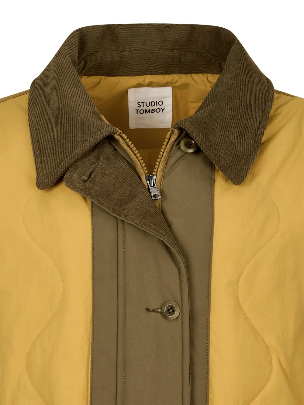 STUDIO TOMBOY Gewatteerd ribfluwelen jack Geel