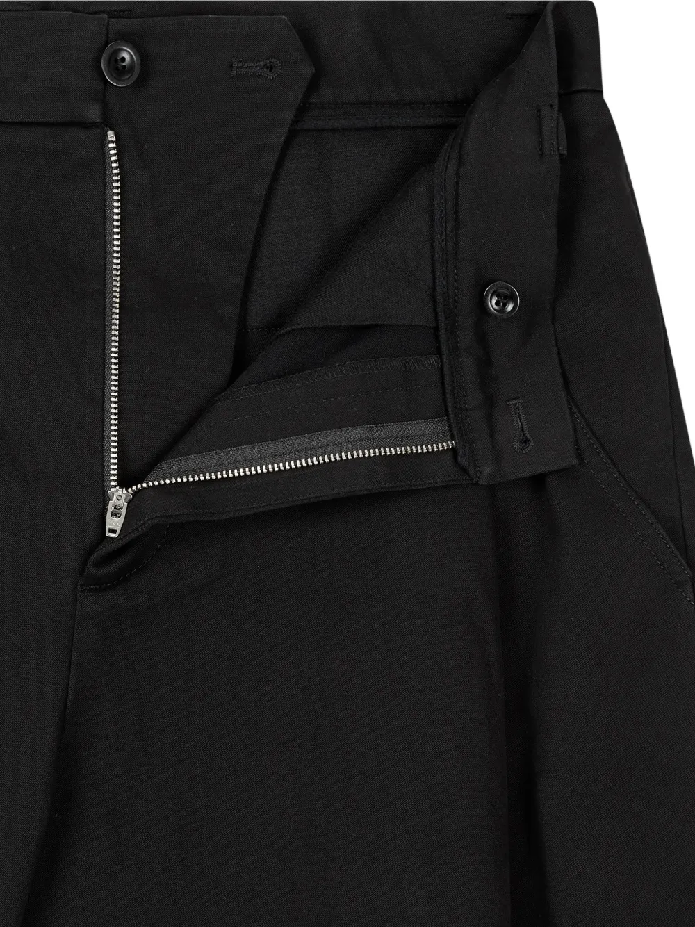 TOMBOY Geplooide broek met riemlussen Zwart