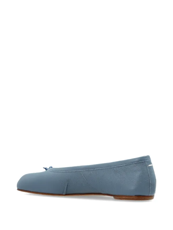 Maison Margiela Tabi knot-detail Ballet Flats | Blue | FARFETCH
