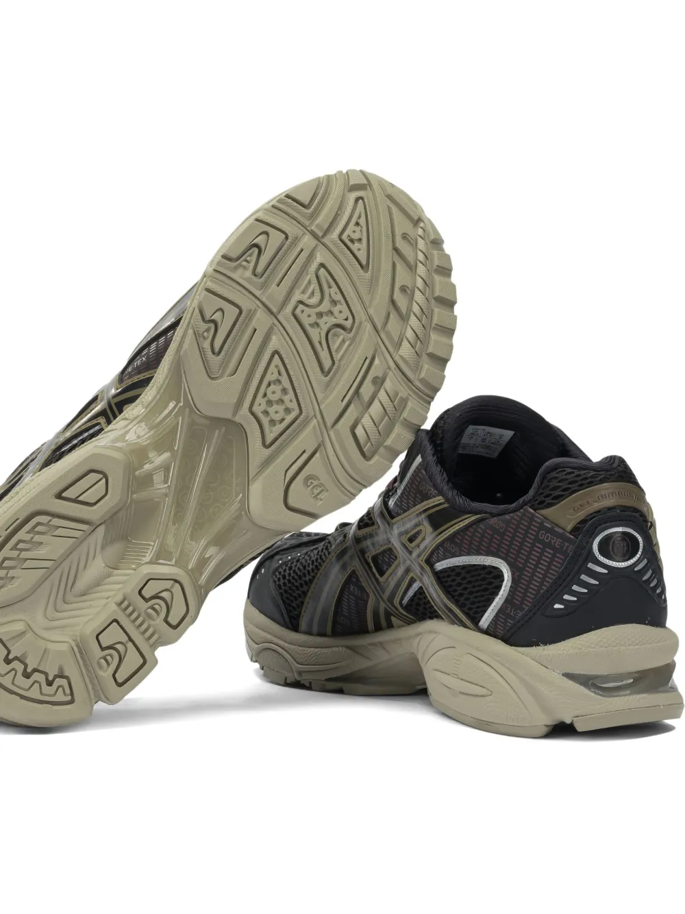 ASICS Sneakers met mesh vlakken Zwart