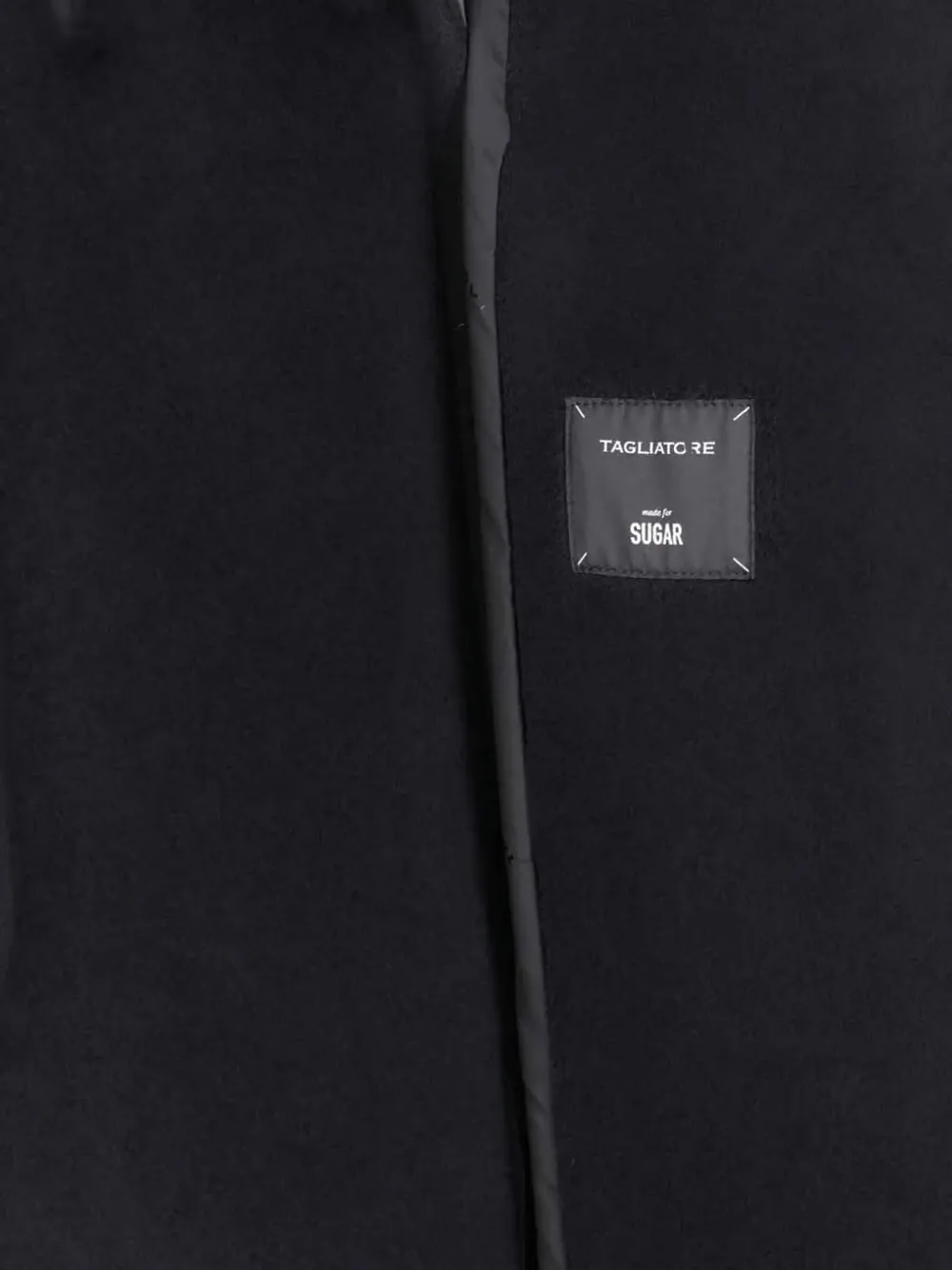 Tagliatore Daisy jas met capuchon en dubbele rij knopen Zwart