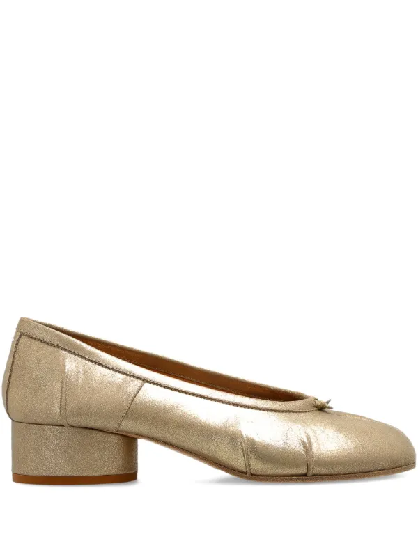 Maison Margiela Tabi New Ballerinas in Gold