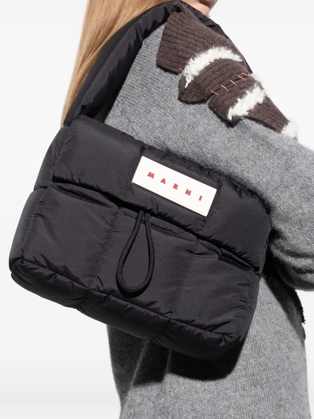 Marni logo-patch shoulder bag - Zwart