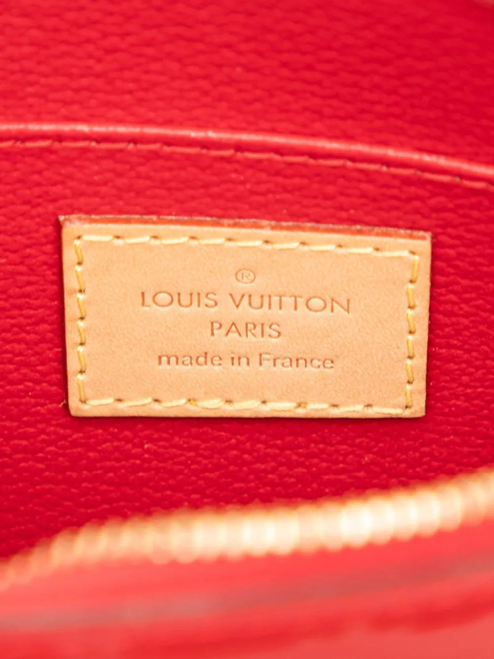 Pre-owned Louis Vuitton 2019 Monogram Vernis Cosmetic Pouch In Red