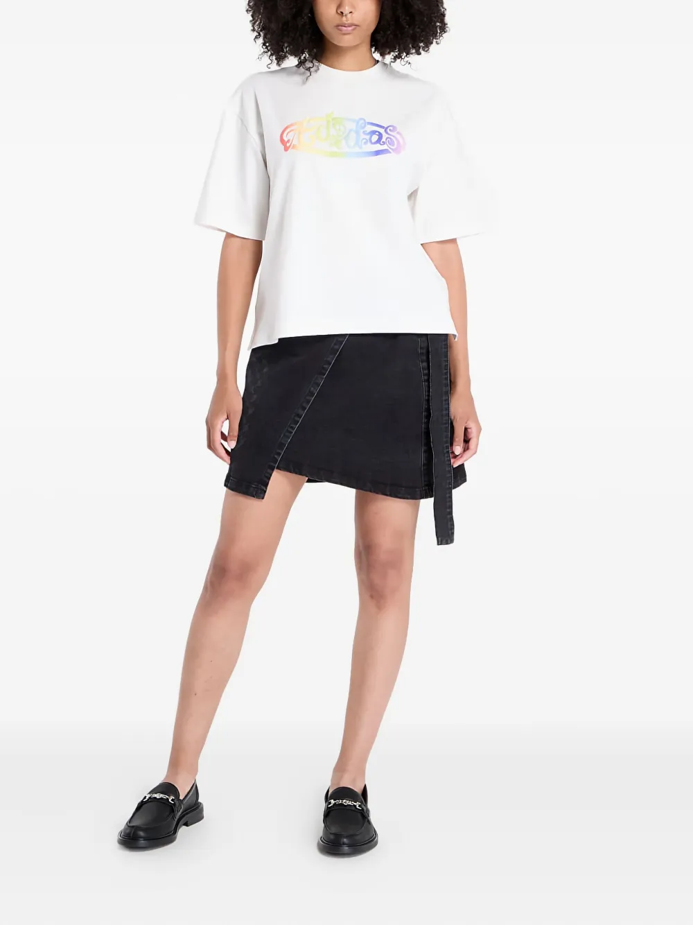 adidas playera con estampado gráfico en colaboración con Jeremy Scott | Playeras y jerséis | Image 2