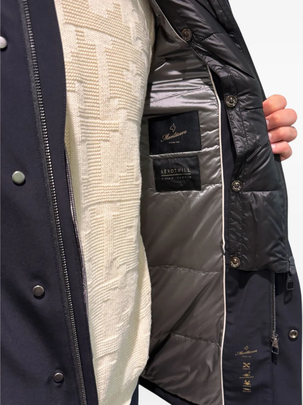 Montecore Long-sleeve Padded Coat In Black