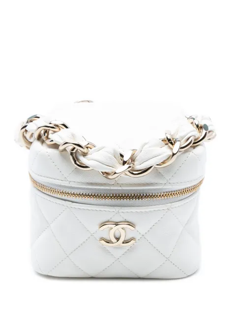 CHANEL Pre-Owned 2021 Quilted Lambskin Cube Chain Wristlet Case vanity bag
