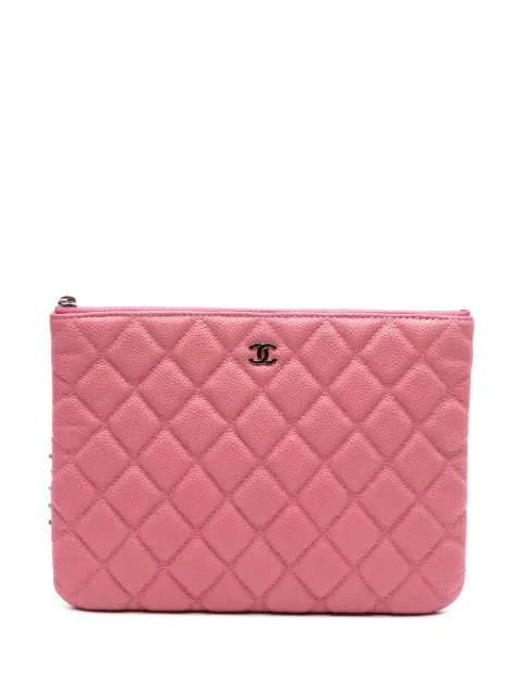CHANEL Pre-Owned bolsa de mano O Case pequeña de piel caviar capitonada 2012-2013
