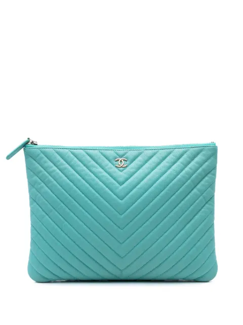 CHANEL Pre-Owned 2019 Medium CC Chevron Caviar O Case clutch bag