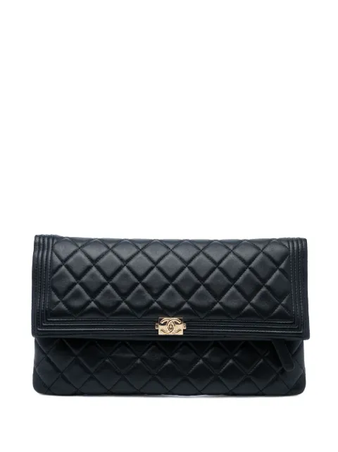CHANEL Pre-Owned 2015-2016 Quilted Lambskin Boy Foldover clutch bag