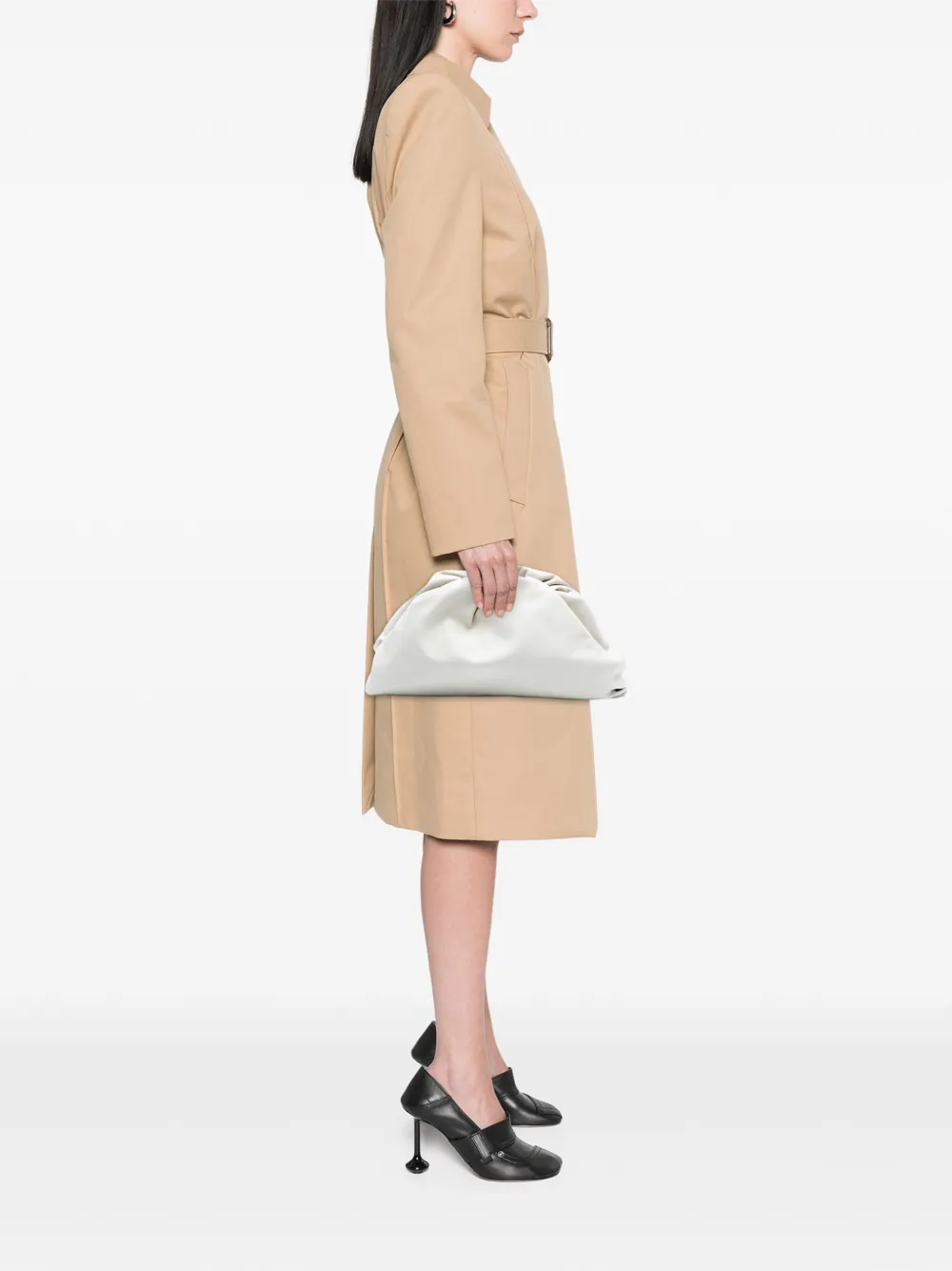 Pre-owned Bottega Veneta 2012-2025 Lambskin The Pouch Clutch Bag In White