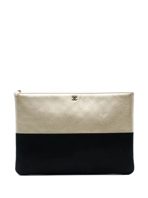 CHANEL Pre-Owned 2016-2017 Medium Bicolor Caviar and Iridescent Calfskin O Case clutch bag