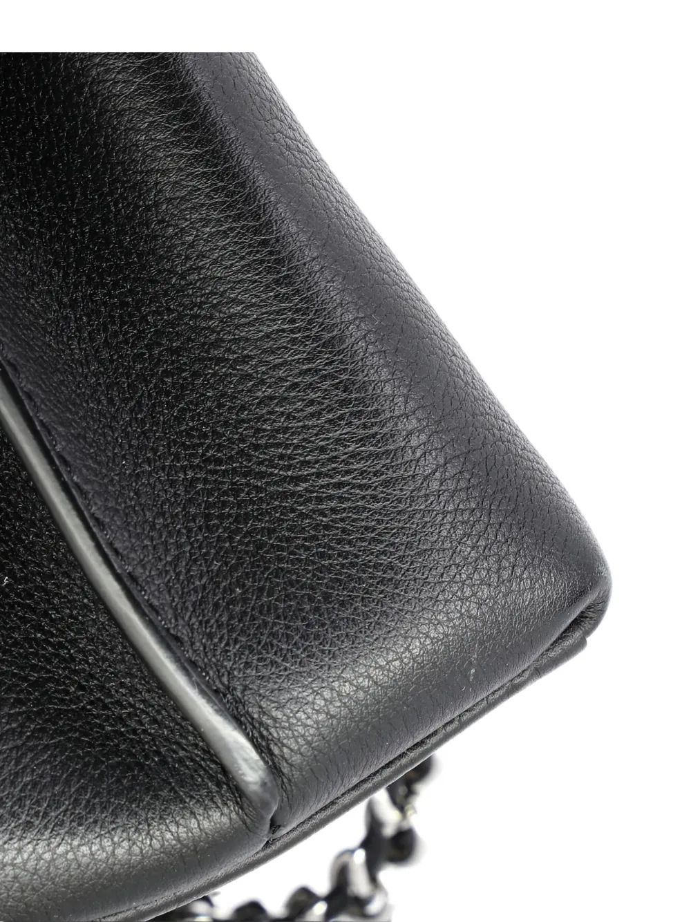 Pre-owned Louis Vuitton Lockme Ever Handbag Leather Mini Satchel In Black