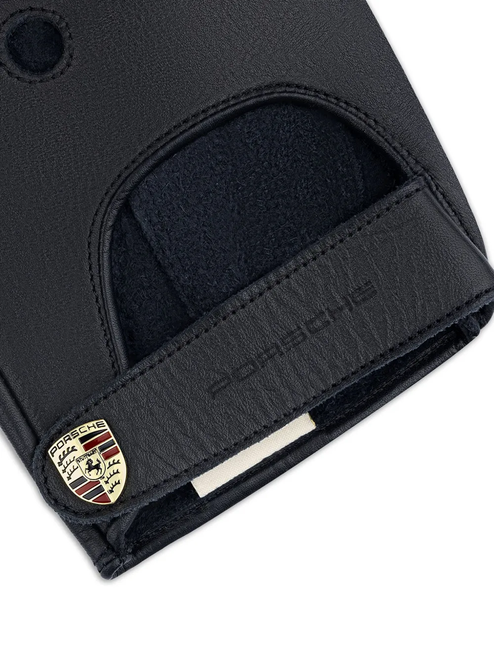 Aimé Leon Dore guantes drive en colaboración con Porsche | Image 2