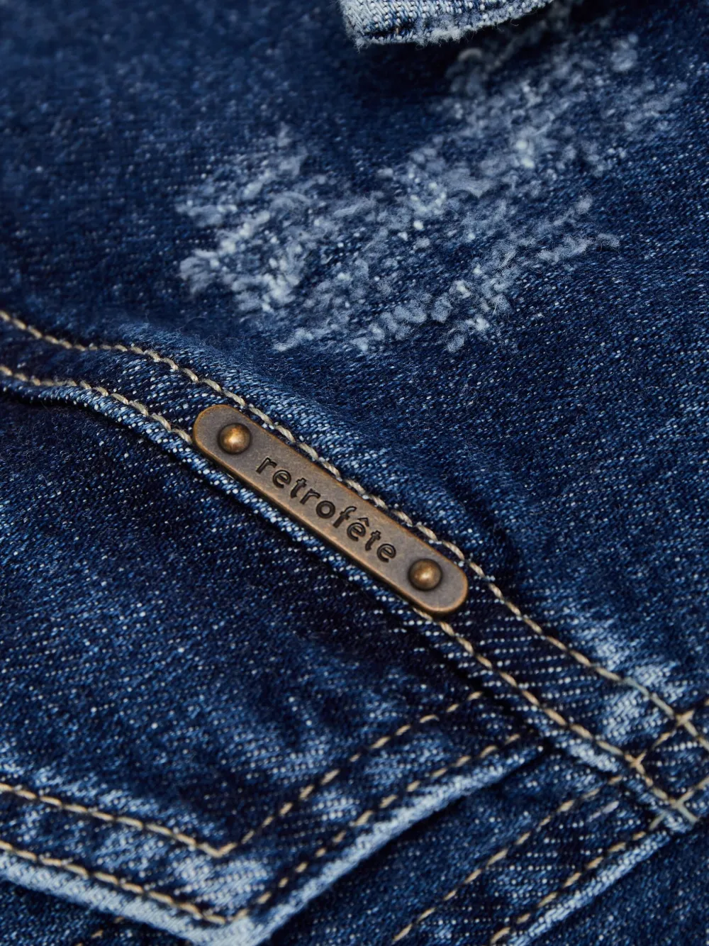 Retroféte Destiny Buttoned Denim Jacket In Blue