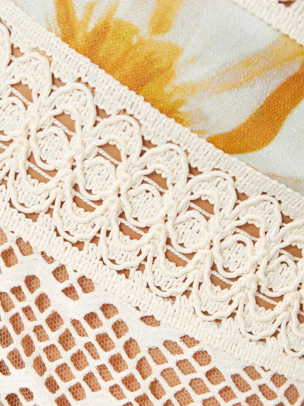 PatBO Jasmine midi-jurk met tropische print Wit