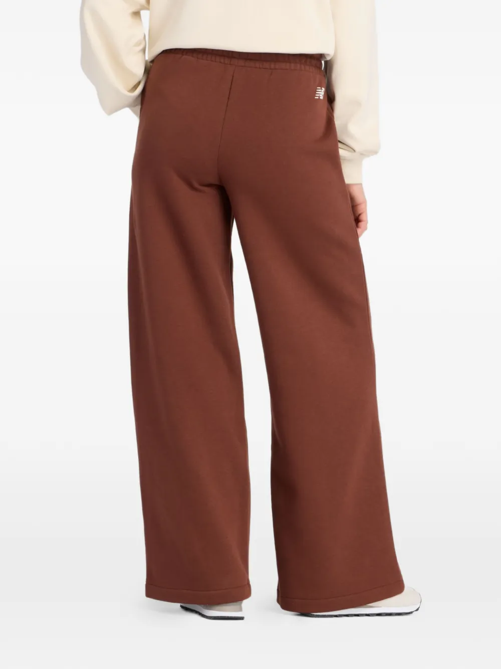 New Balance Broek met wijde pijpen en logodetail Bruin