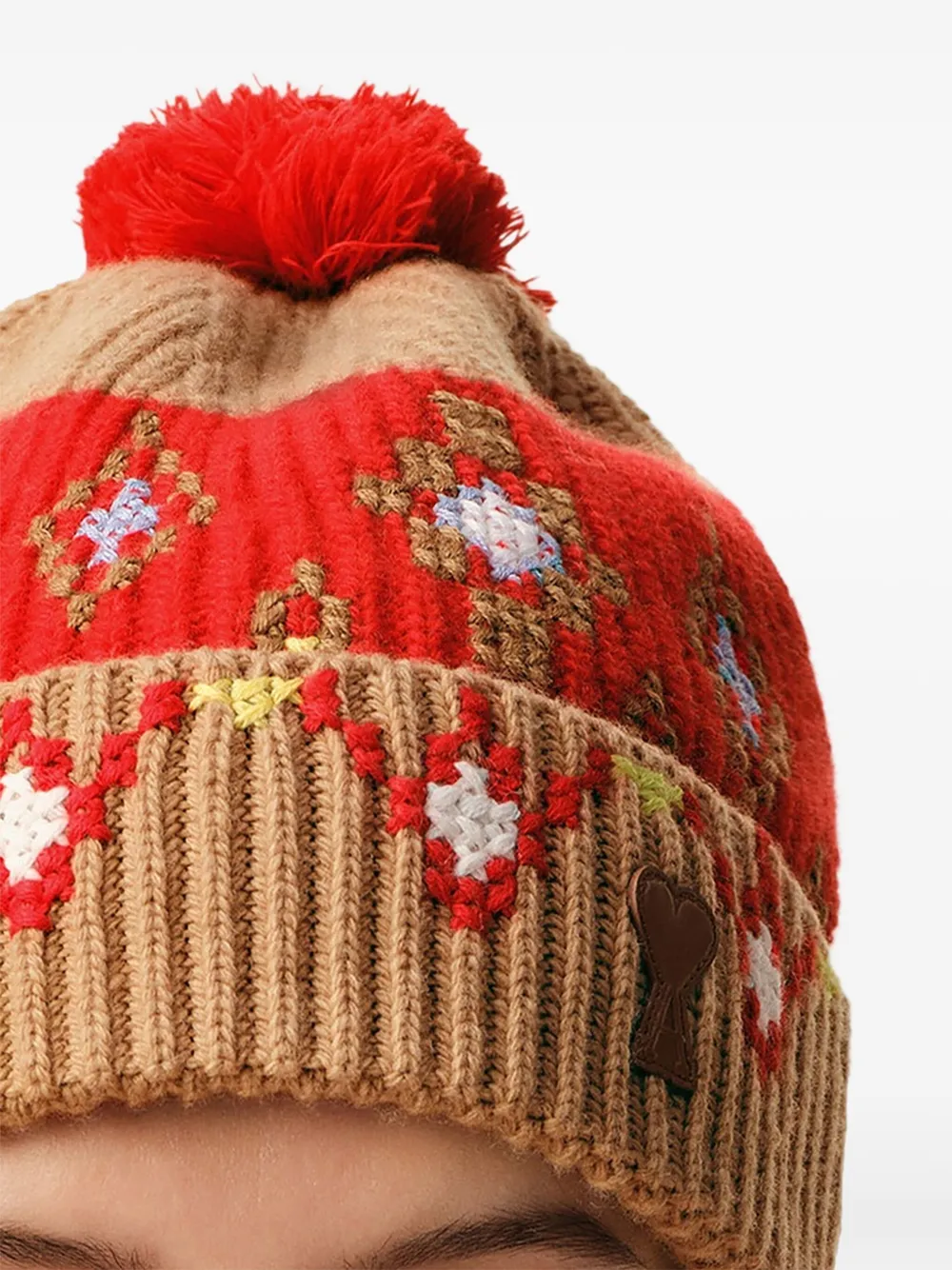 AMI Paris Wollen muts met pompon en stiksel Beige