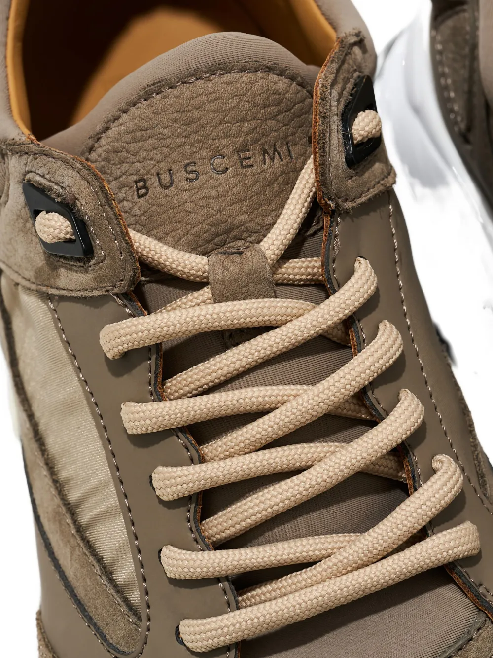 Buscemi Veloce panelled-design sneakers Groen