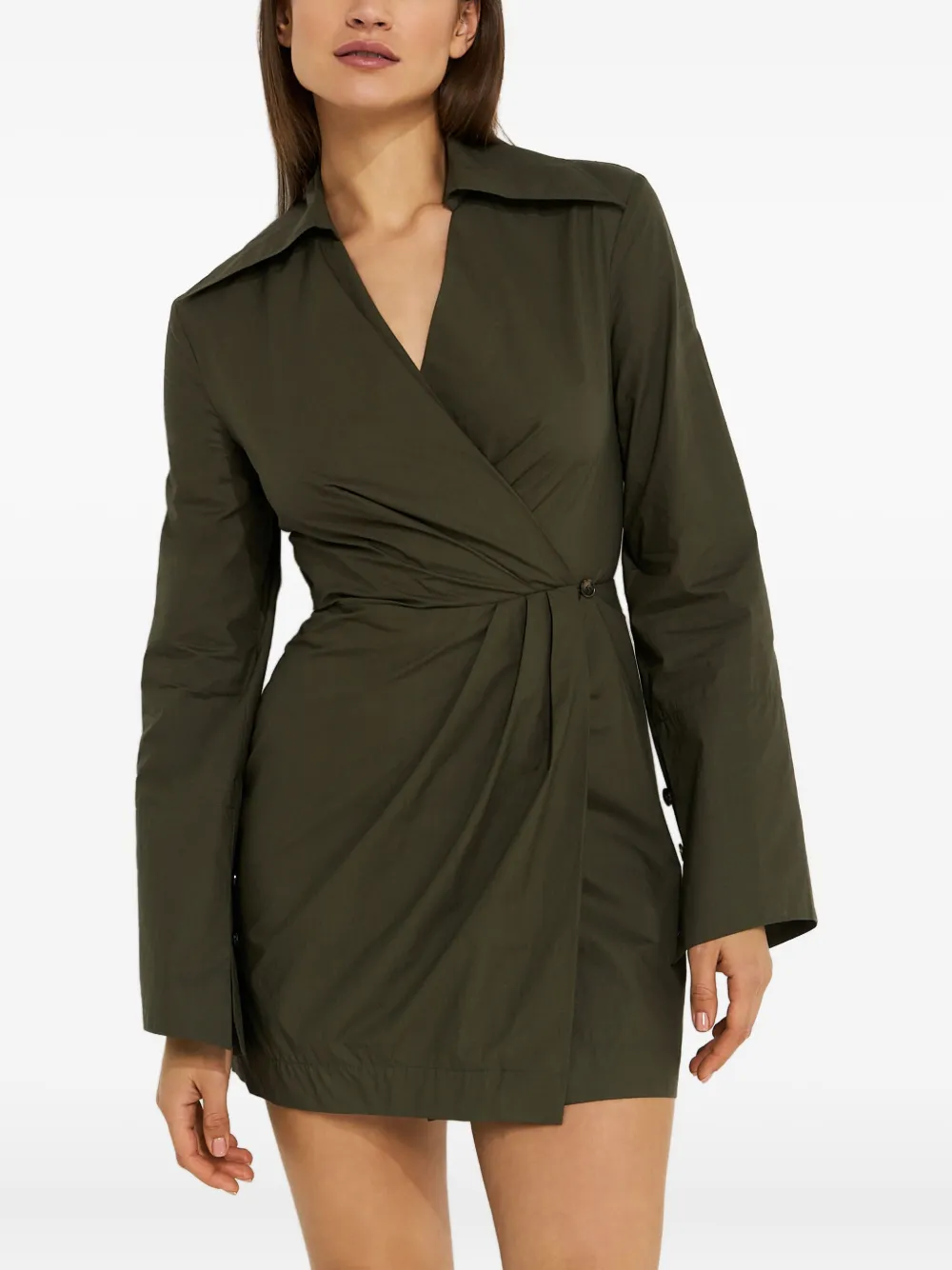 Nanushka Esma mini-wikkeljurk met knopen Groen