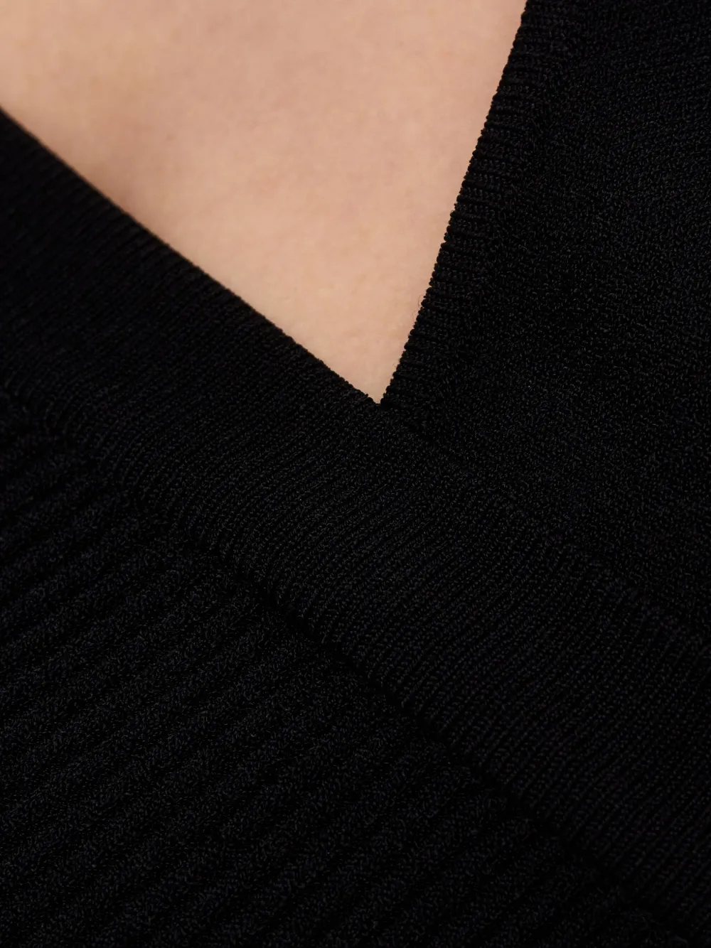 GAUGE81 Tnino asymmetrische jurk met uitgesneden details Zwart