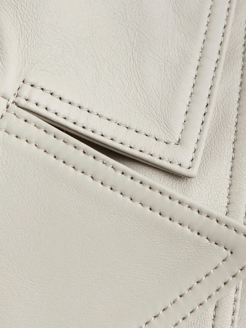 Loulou De Saison Kaipan Wide-lapels Leather Jacket In Neutral