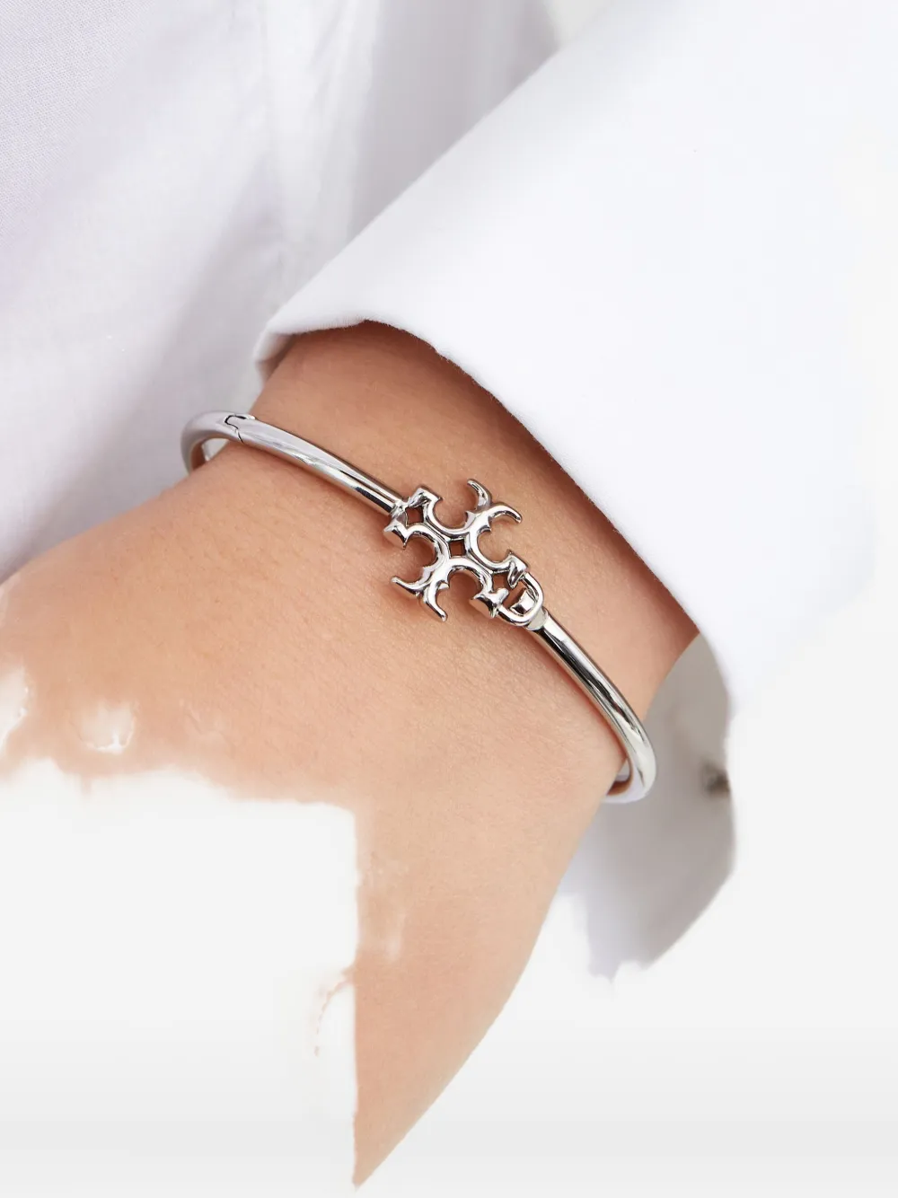 Tory Burch Eleanor Double-t Bracelet In Silver