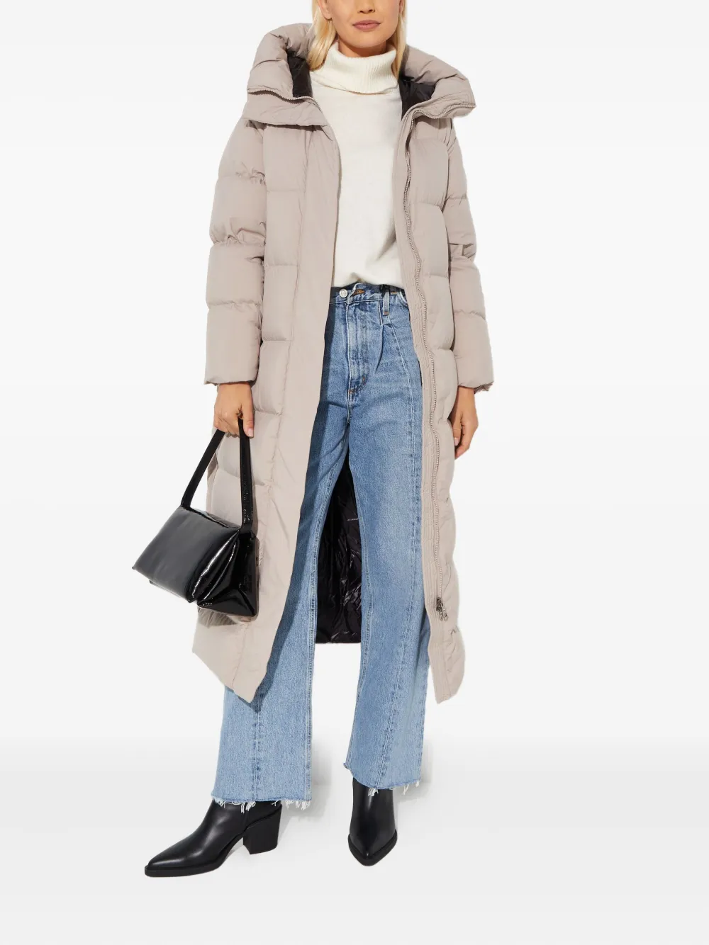 Hetregò Helena Hooded Quilted Coat In Neutral