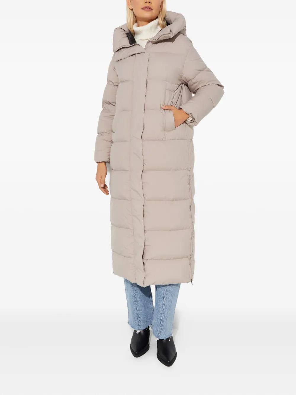 Hetregò Helena Hooded Quilted Coat In Neutral