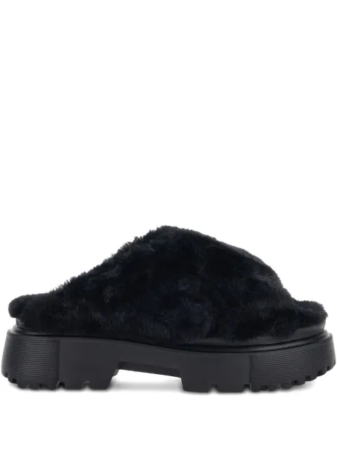 Hogan crossed bands slides