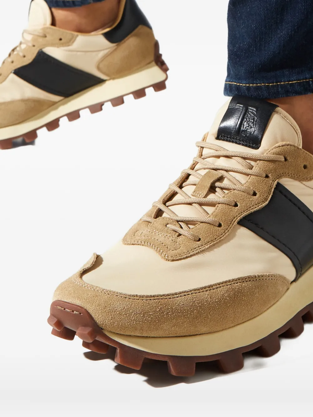 Tod's Sneakers met suède vlakken Beige