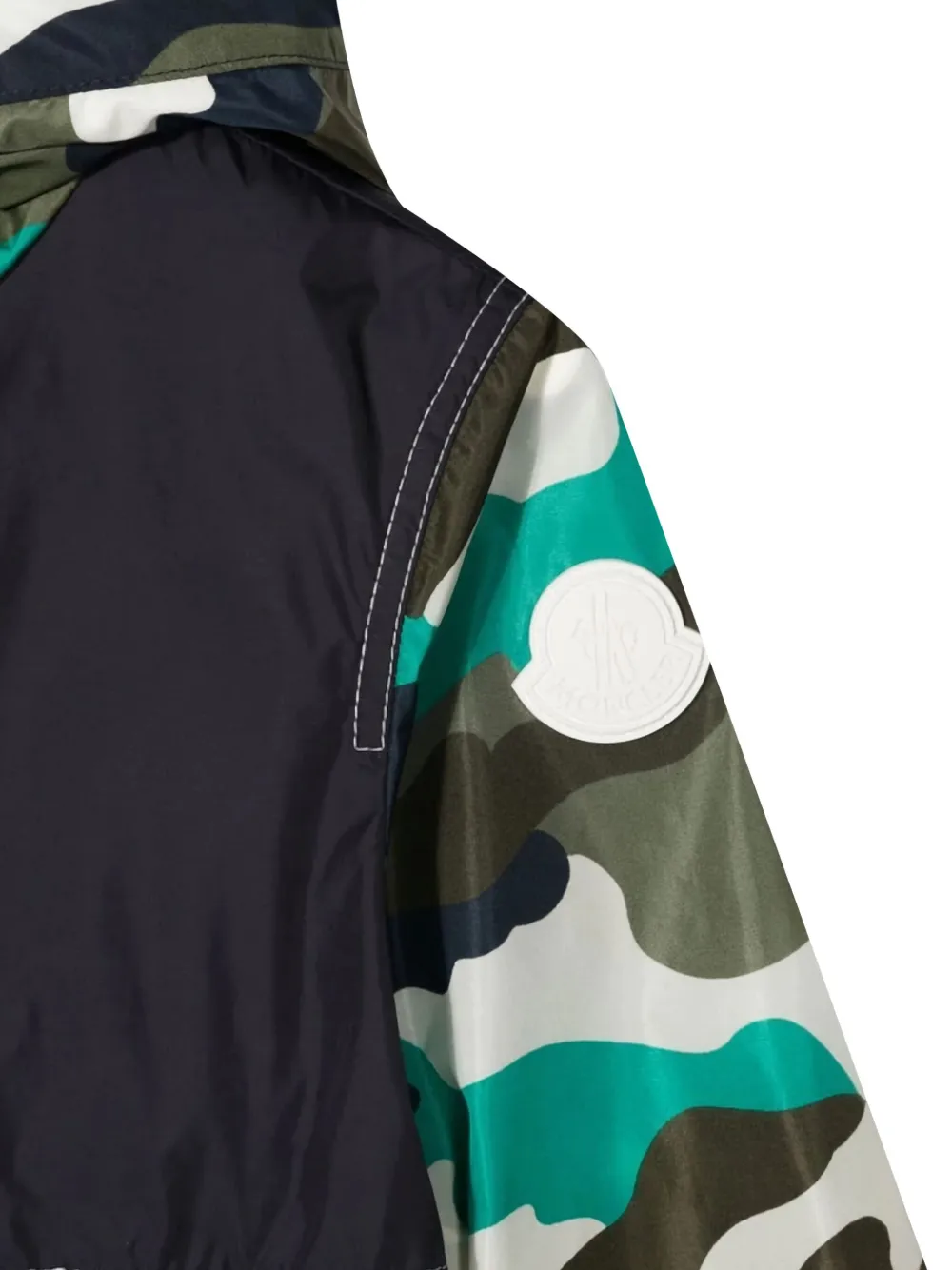 Moncler Enfant Jack met camouflageprint Groen