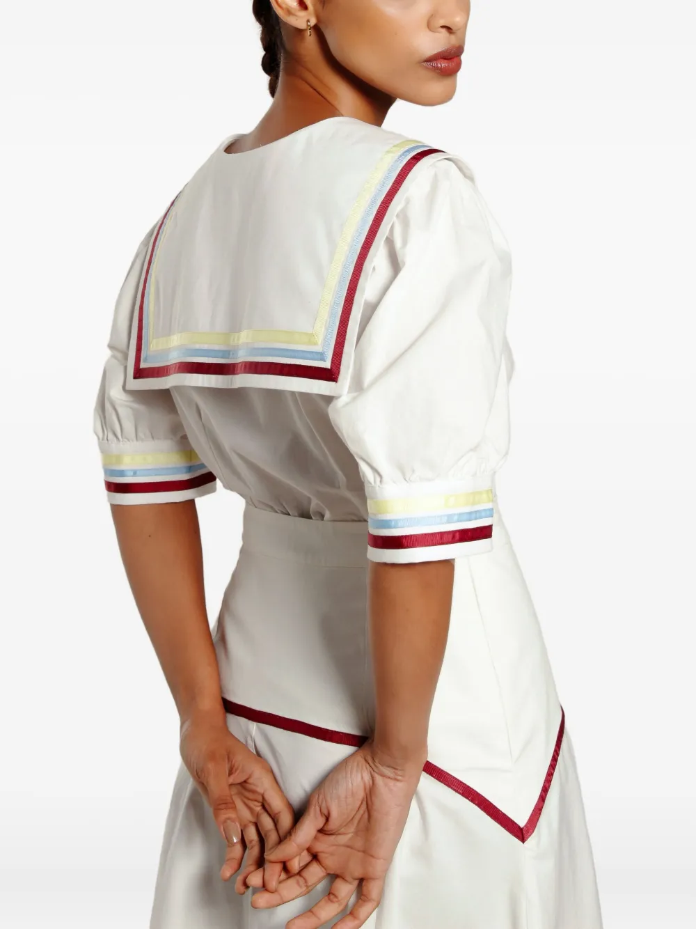 Isolda Marítima blouse met gestreepte kraag en knopen Wit