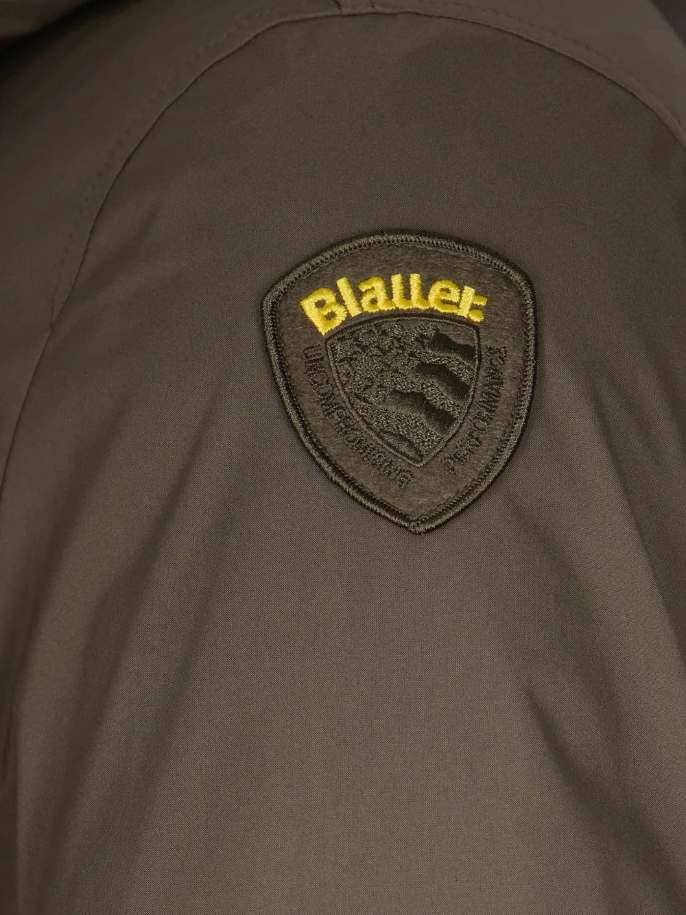 Blauer Jack met capuchon Bruin