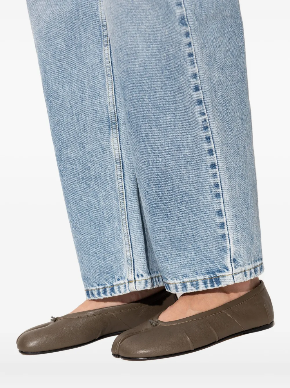 Maison Margiela Split-toe Flat In Green