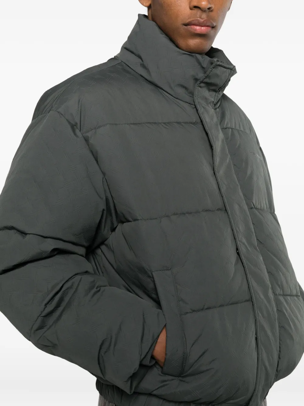 Daily Paper Renako gewatteerd jack met monogram Grijs