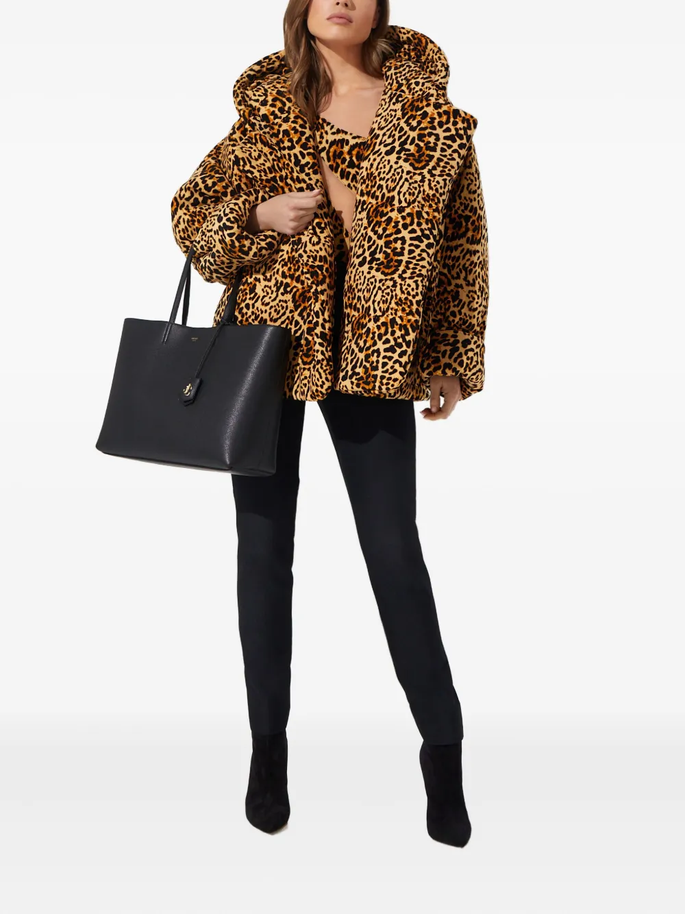 Norma Kamali chamarra capitonada con moño | Chamarras capitonadas | Image 2