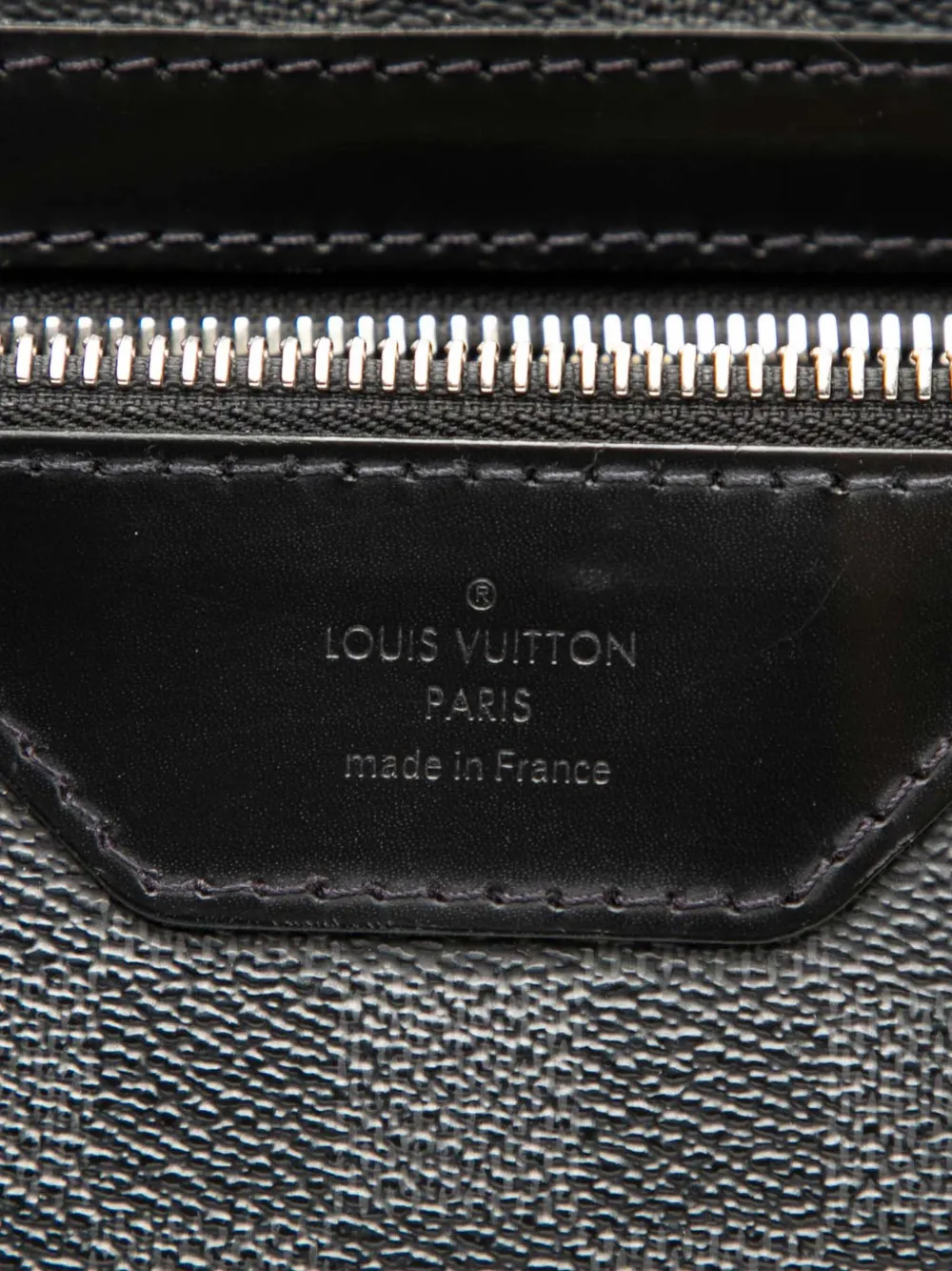 Pre-owned Louis Vuitton 2012 Damier Graphite Daniel Mm Crossbody Bag In Black